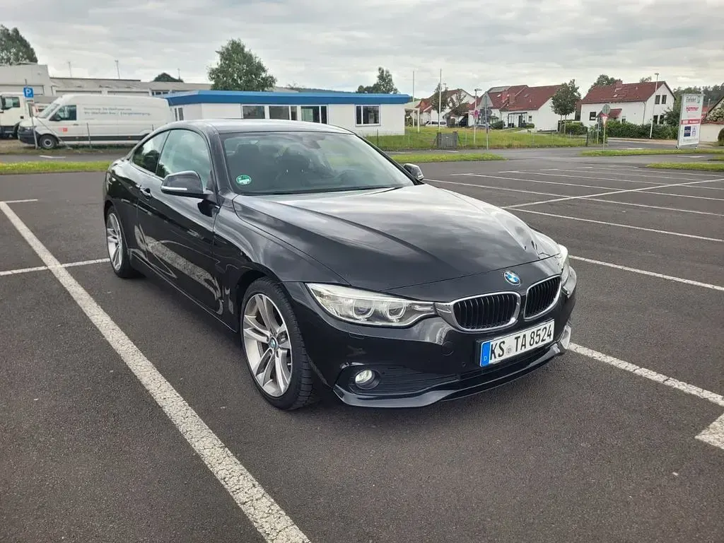 Gebraucht BMW 420 Coupé Sport Line 184 PS (135 kW) 2014 Schwarz Coupé