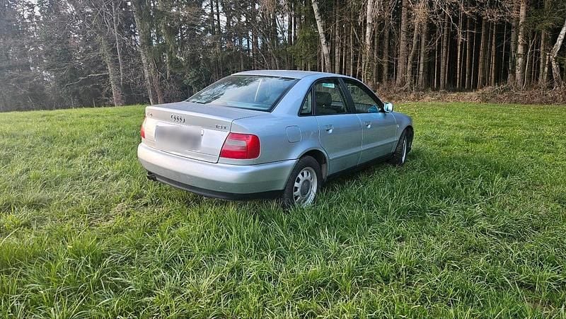 Gebraucht Audi A4 S-Line 150 PS (110 kW) 1998 Silber Limousine