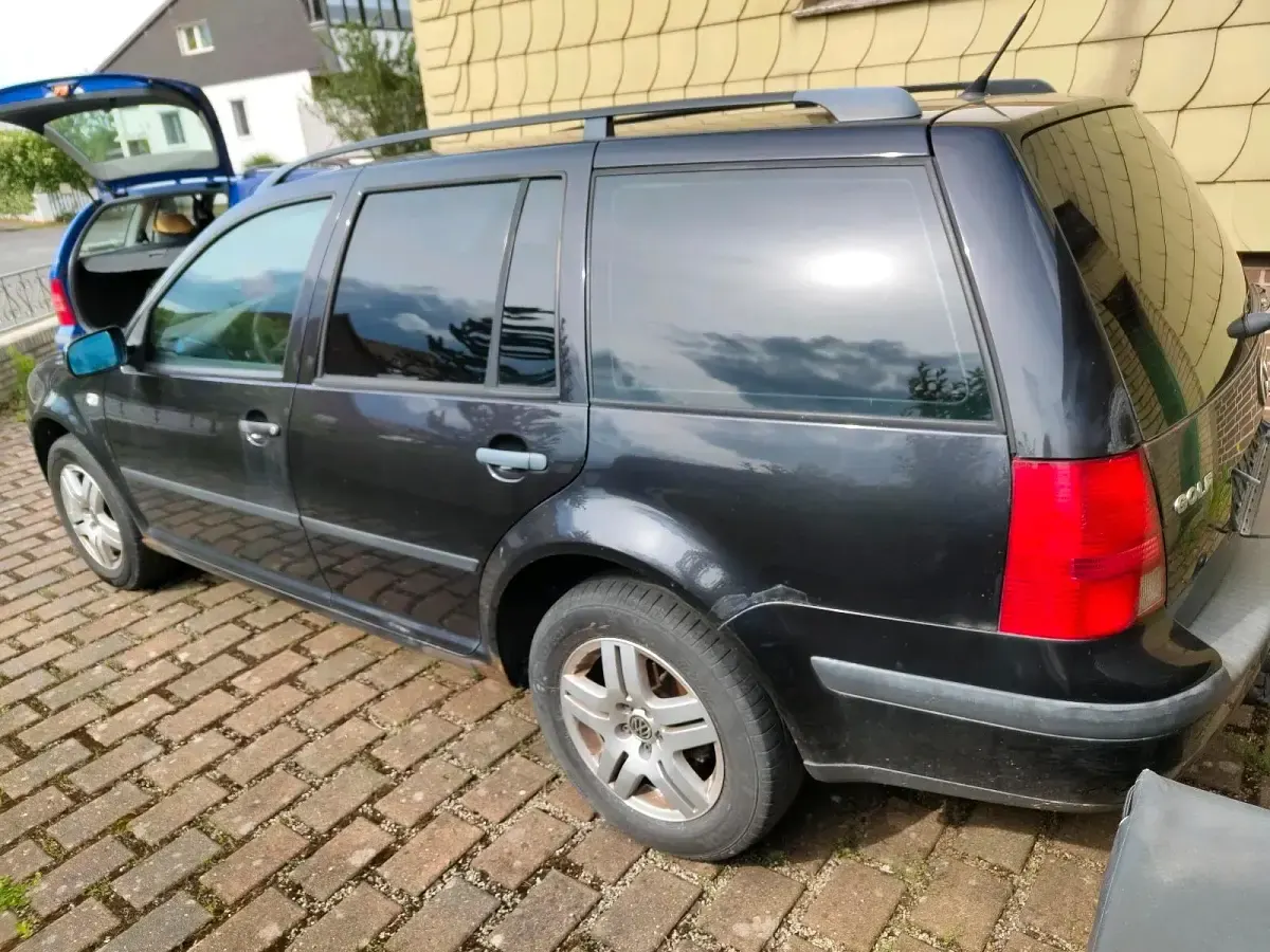 Gebraucht VW Golf IV 101 PS (74 kW) 2005 Schwarz Kombi