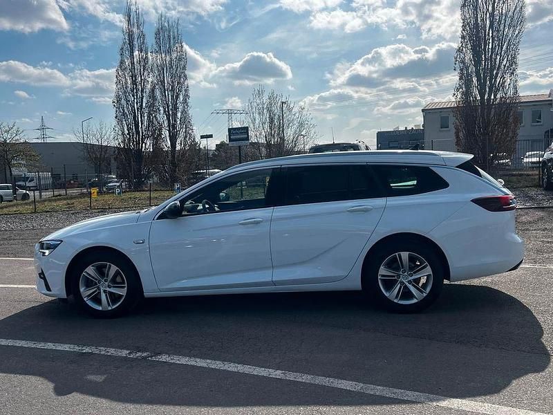Gebraucht Opel Insignia Business 174 PS (127 kW) 2022 Weiß Kombi