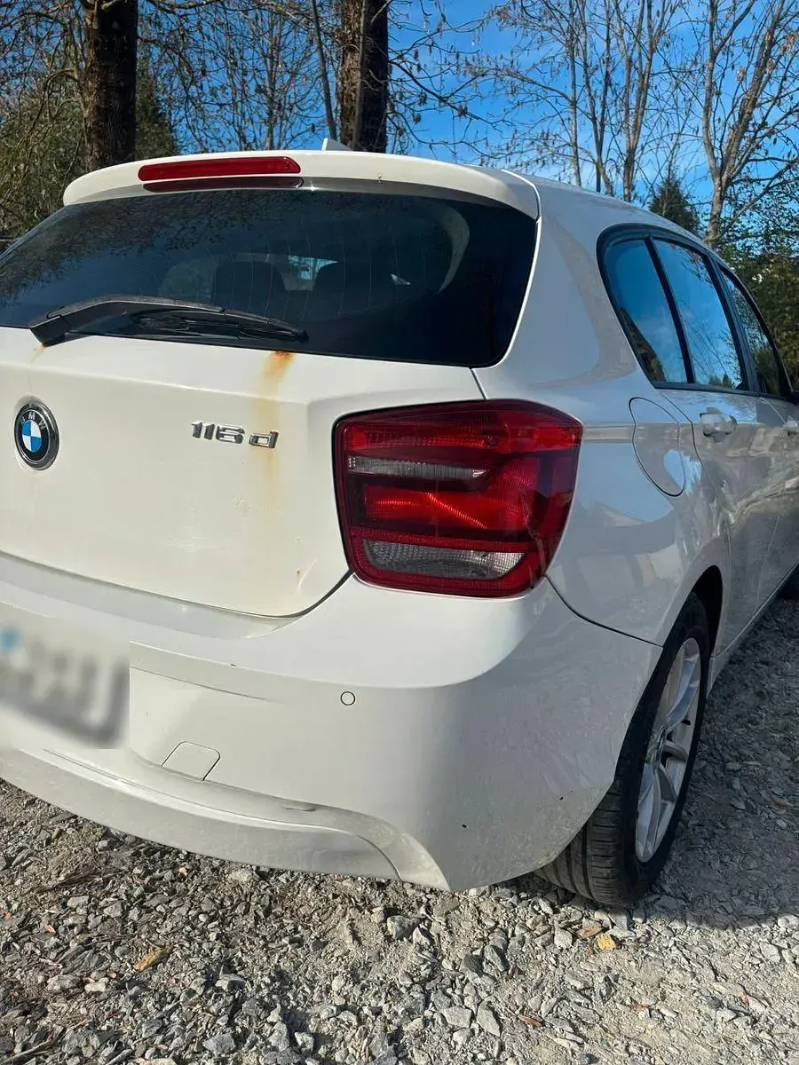 Gebraucht BMW 116 Efficient Dynamics 116 PS (85 kW) 2012 Weiß Kleinwagen