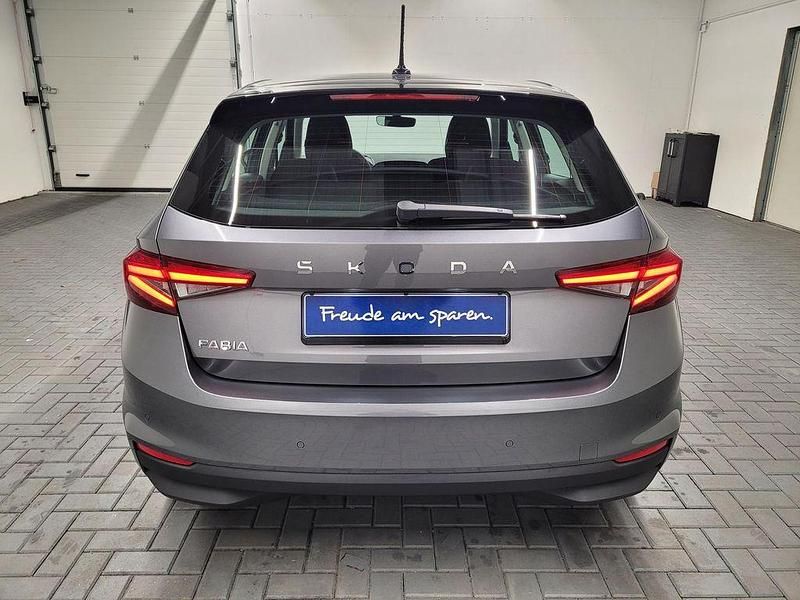 Neu Skoda Fabia Tour 116 PS (85 kW) 2026 Graphitegraumet. Kleinwagen