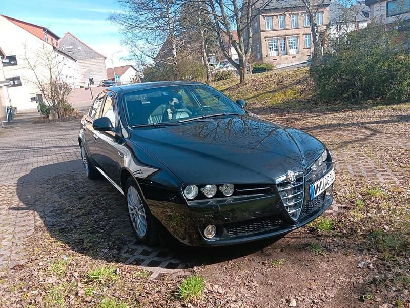 Schwarz Gebraucht 2012 Alfa Romeo 159 Limousine | 3.100 € (Superpreis) - Bild 1/4