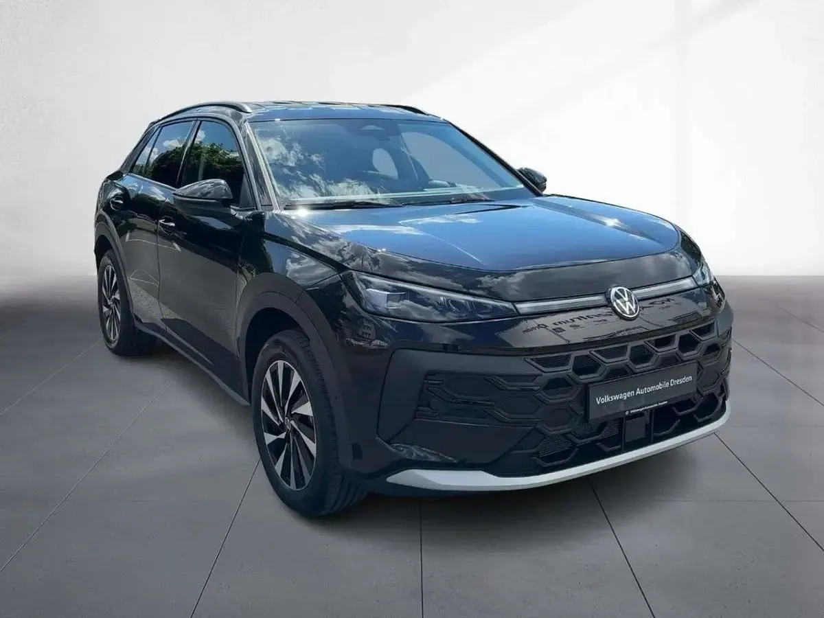Neu VW T-Roc Life 150 PS (110 kW) 2026 Grenadillschwarz metallic SUV