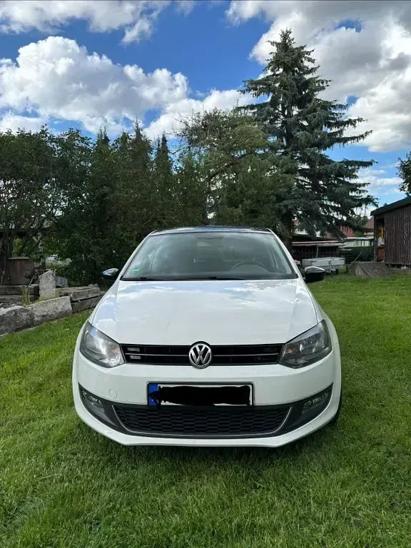 Gebraucht VW Polo Match 90 PS (66 kW) 2012 Weiß Kleinwagen