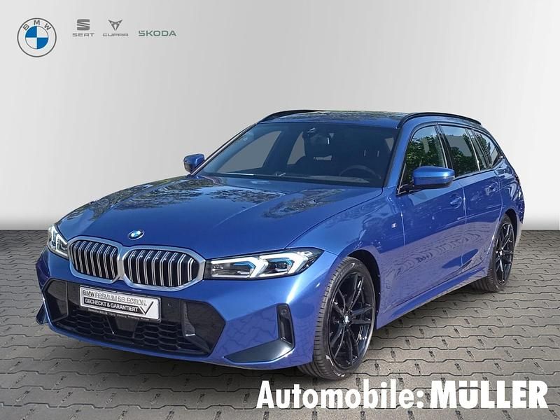 Blau Gebraucht 2022 BMW 320 M Sport Kombi | 36.970 € (Fairer Preis) - Bild 1/4
