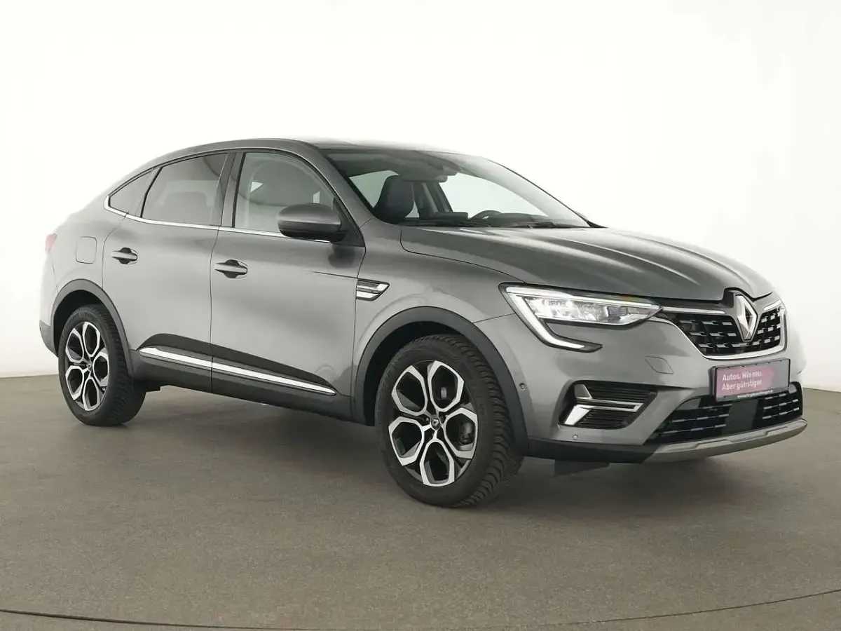 Gebraucht Renault Arkana Intens 140 PS (102 kW) 2022 Grau SUV