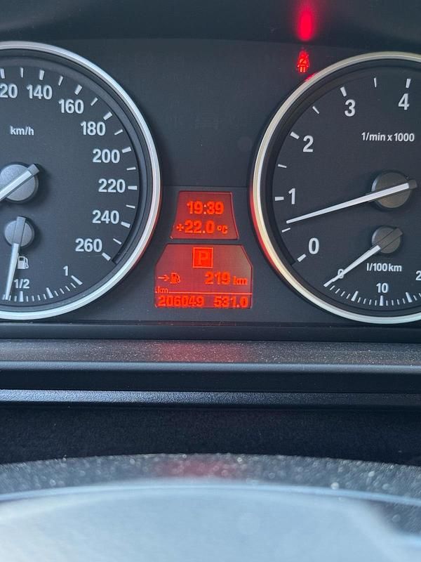 Gebraucht BMW 525 218 PS (160 kW) 2008 Limousine