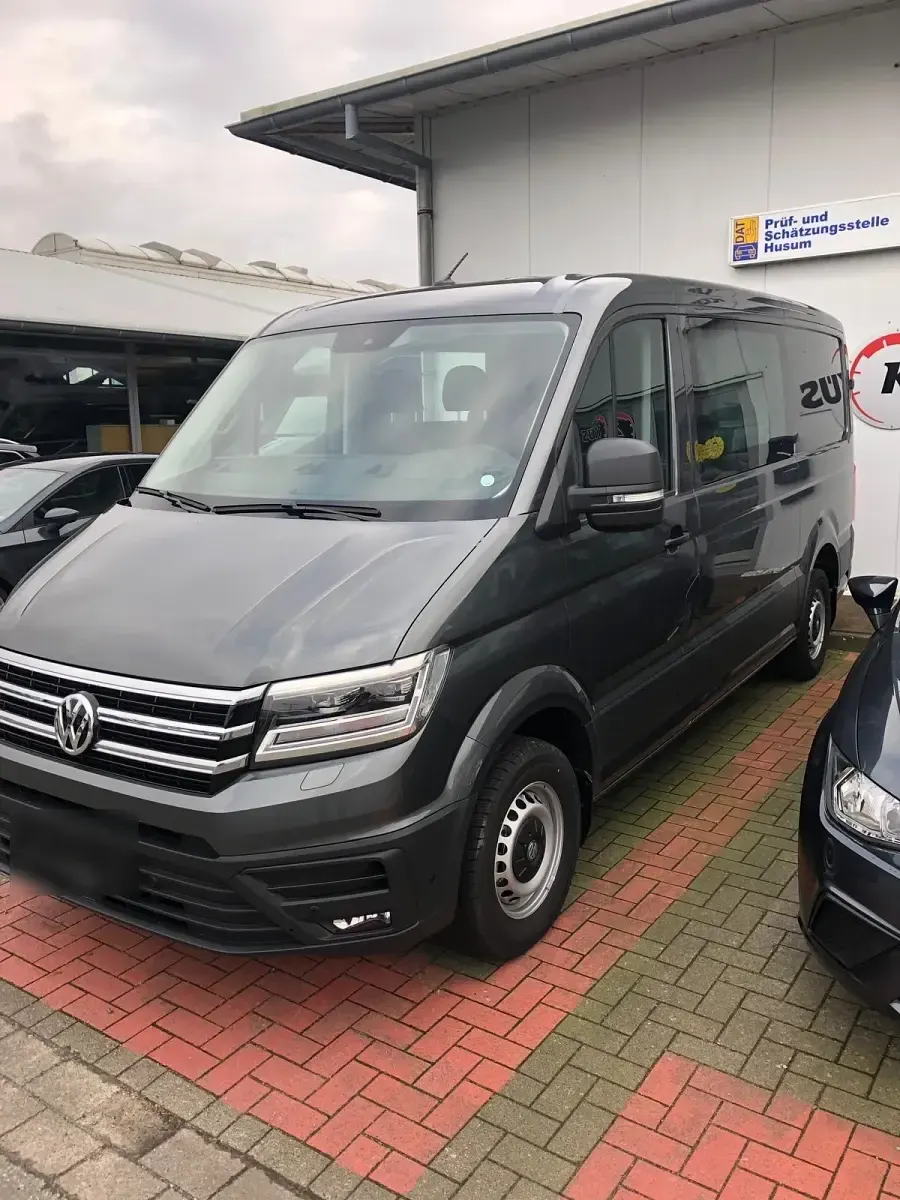 Gebraucht VW Crafter 177 PS (130 kW) 2020 Grau Van
