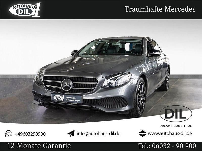 Gebraucht Mercedes E300 Night 245 PS (180 kW) 2019 Selenitgrau Limousine