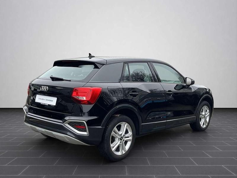Gebraucht Audi Q2 Advanced Plus 110 PS (80 kW) 2023 Brillantschwarz (metallic) SUV