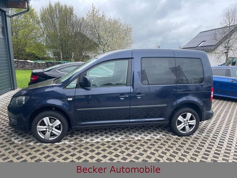 Gebraucht VW Caddy Trendline 140 PS (102 kW) 2013 Blau Van / Kleinbus