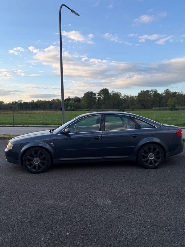 Second-hand Audi A6 299 CP (219 kW) 2002 Albastru Berlinǎ