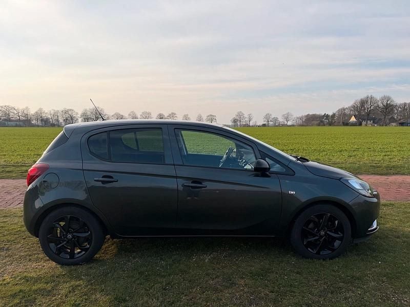 Gebraucht Opel Corsa Color Edition 90 PS (66 kW) 2018 Grau Kleinwagen