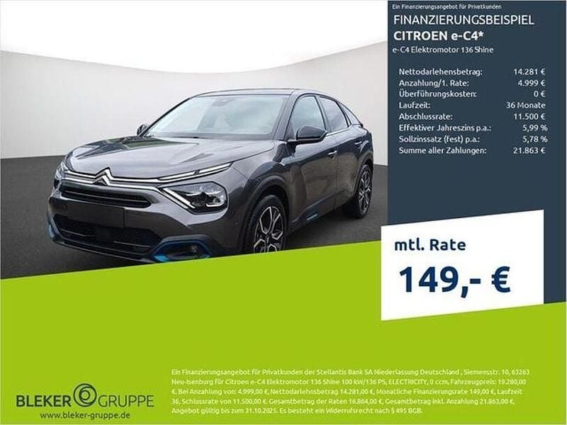 Platinum grau Gebraucht 2022 Citroën e-C4 Shine Limousine | 18.480 € (Guter Preis) - Bild 1/3