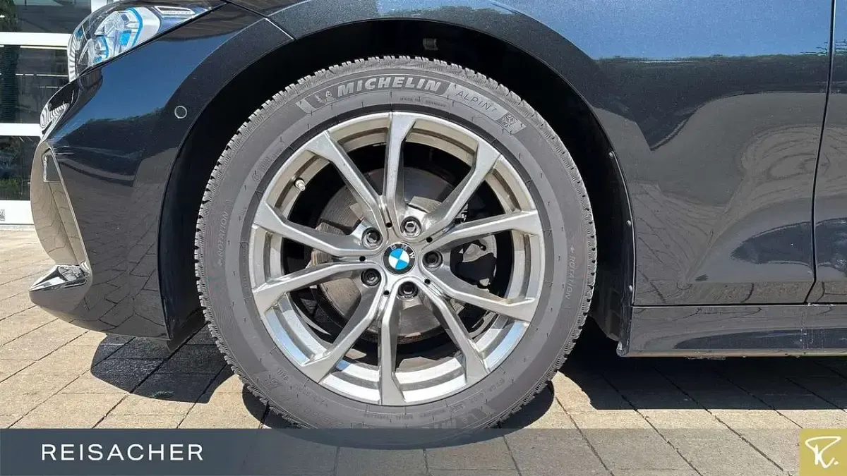 Gebraucht BMW 320 Performance 190 PS (139 kW) 2023 Schwarz Kombi