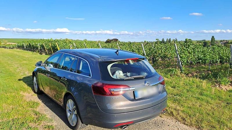 Gebraucht Opel Insignia 196 PS (144 kW) 2015 Grau Kombi