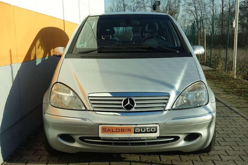 Gebraucht Mercedes A160 Avantgarde 102 PS (75 kW) 2004 Silber Limousine