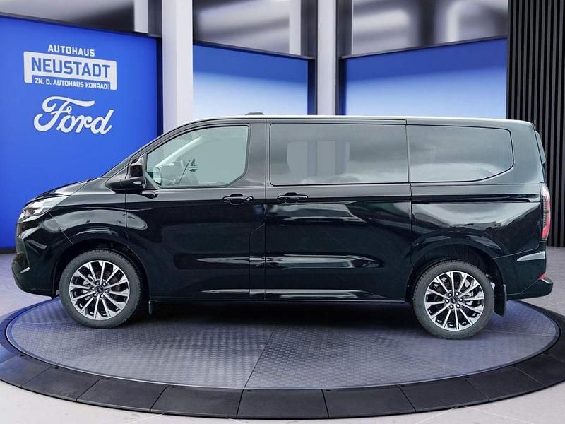 Neu Ford Tourneo Titanium X 170 PS (125 kW) 2025 Agate black metallic Van / Kleinbus