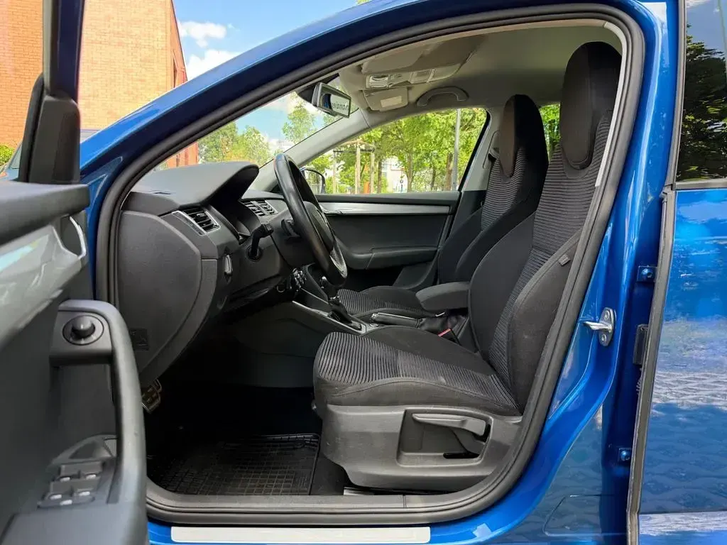 Gebraucht Skoda Octavia 150 PS (110 kW) 2016 Blau Kombi