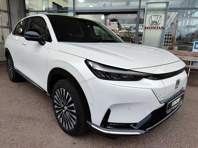 Gebraucht Honda e:Ny1 Advance 150 kW (204 PS) 2024 Platinum white pearl SUV