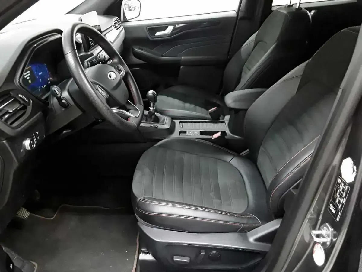 Gebraucht Ford Kuga ST-Line X 150 PS (110 kW) 2022 Grau SUV