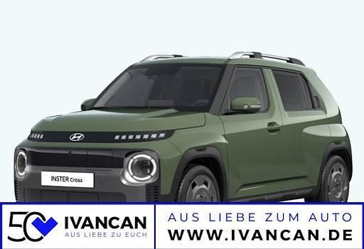 Tomboy khaki Neu 2025 Hyundai Inster Kleinwagen | 30.590 € (Etwas zu teuer) - Bild 1/4
