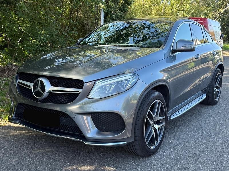 Grau Gebraucht 2017 Mercedes GLE350 AMG line Coupé | 26.999 € (Fairer Preis) - Bild 1/4