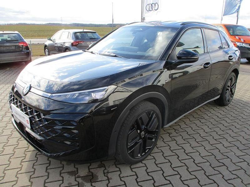 Neu VW T-Roc R-line 150 PS (110 kW) 2026 Schwarz SUV