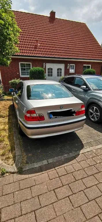 Gebraucht BMW 320 170 PS (125 kW) 2004 Silber Limousine