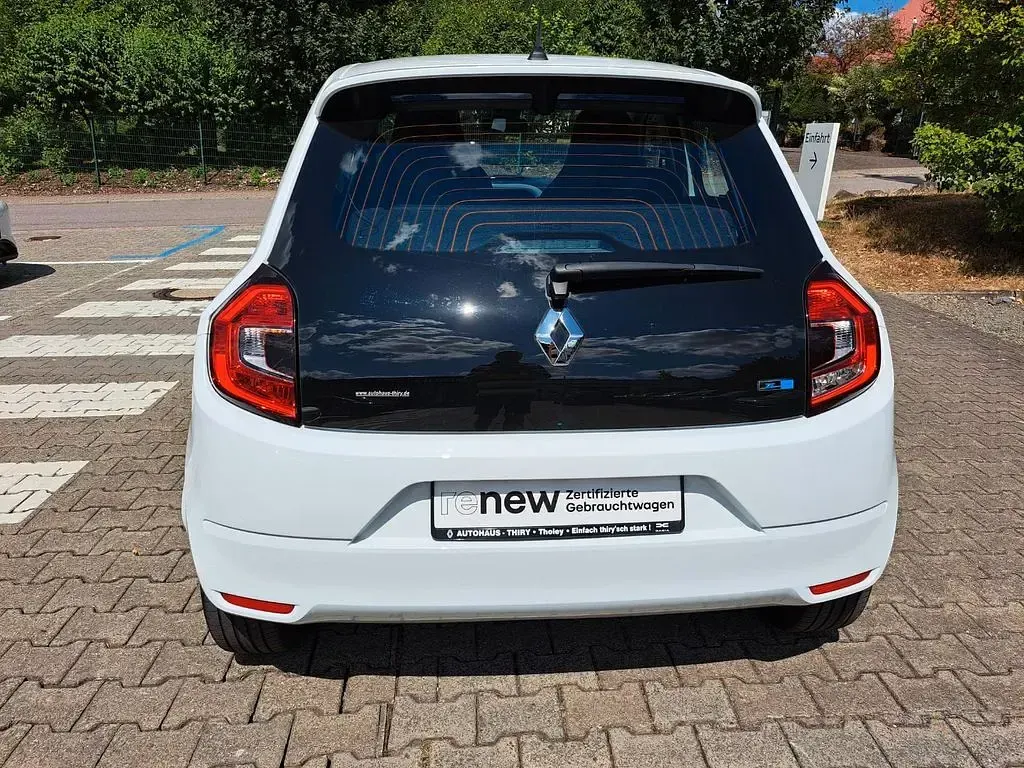 Gebraucht Renault Twingo Zen 60 kW (82 PS) 2022 Weiß Kleinwagen