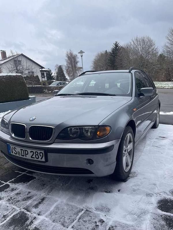 Gebraucht 2004 BMW 318 Lifestyle Kombi | 850 € (Superpreis) - Bild 1/4