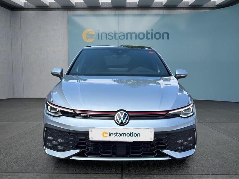 Gebraucht VW Golf VIII GTI 265 PS (194 kW) 2024 Silber Kleinwagen