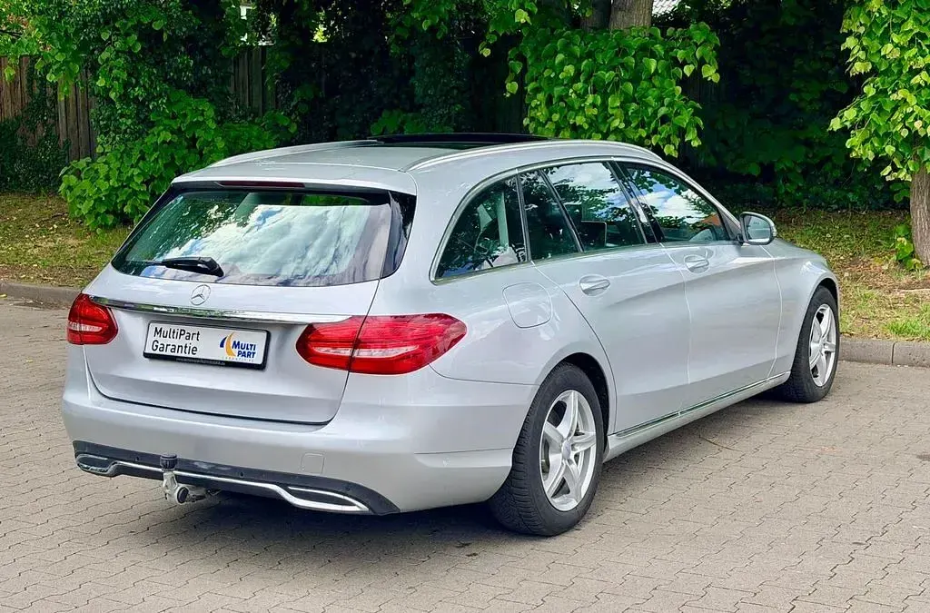 Gebraucht Mercedes C250 204 PS (150 kW) 2016 Silber Kombi