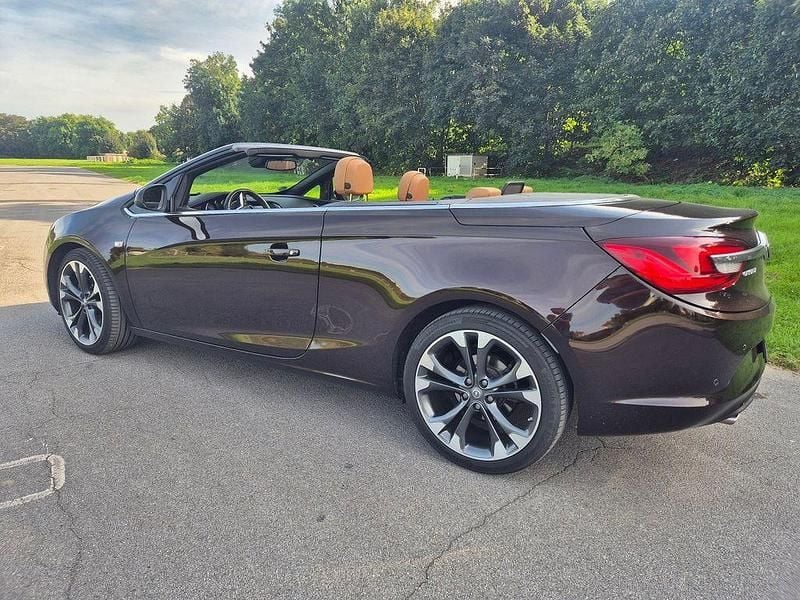 Gebraucht Opel Cascada Innovation 170 PS (125 kW) 2014 Braun Cabrio