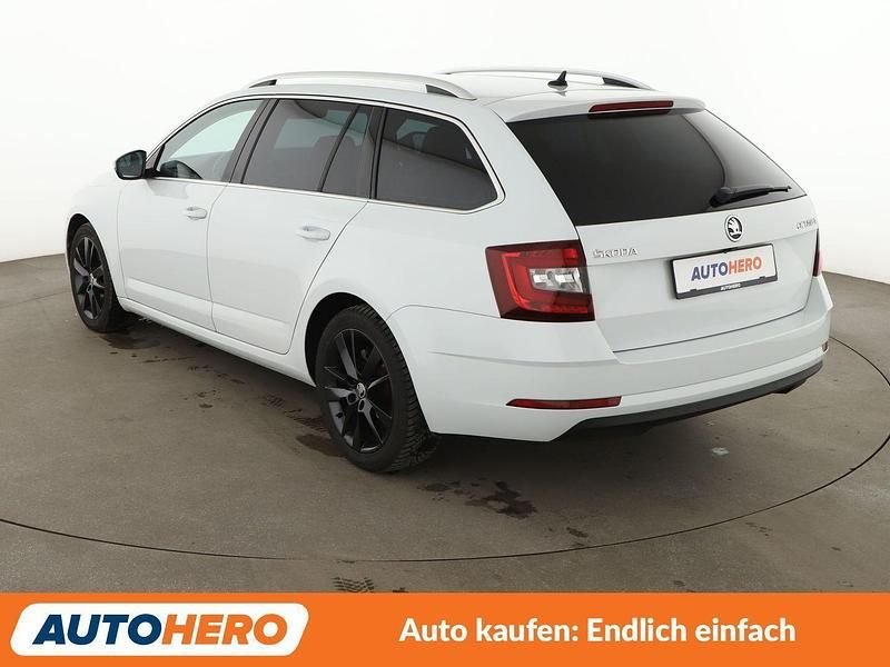 Gebraucht Skoda Octavia Premium Edition 150 PS (110 kW) 2019 Weiß Kombi