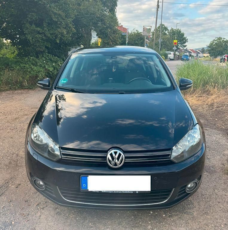 Schwarz Gebraucht 2011 VW Golf VI Highline Limousine | 4.600 € (Teuer) - Bild 1/4