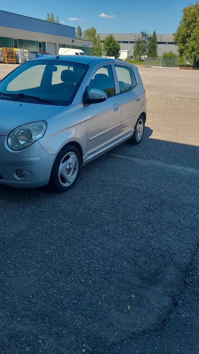 Gebraucht Kia Picanto 67 PS (49 kW) 2008 Grau Kleinwagen