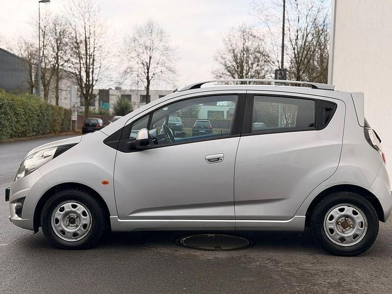 Gebraucht Chevrolet Spark LT 82 PS (60 kW) 2011 Silber Kleinwagen