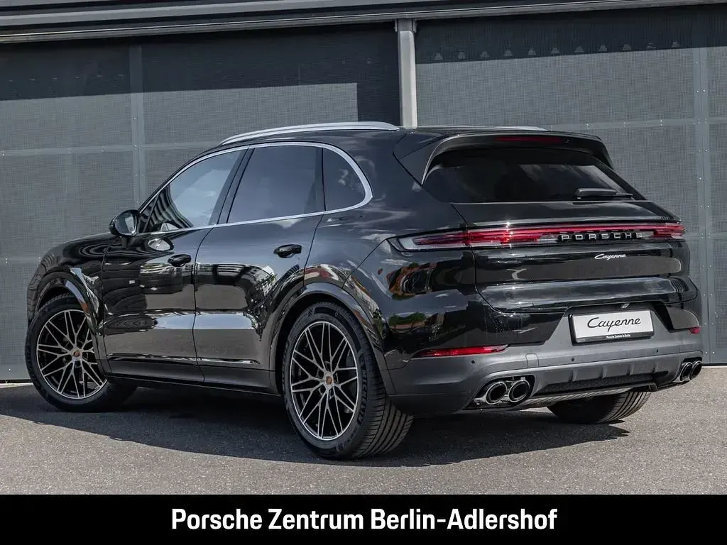 Gebraucht Porsche Cayenne 354 PS (260 kW) 2026 Schwarz SUV