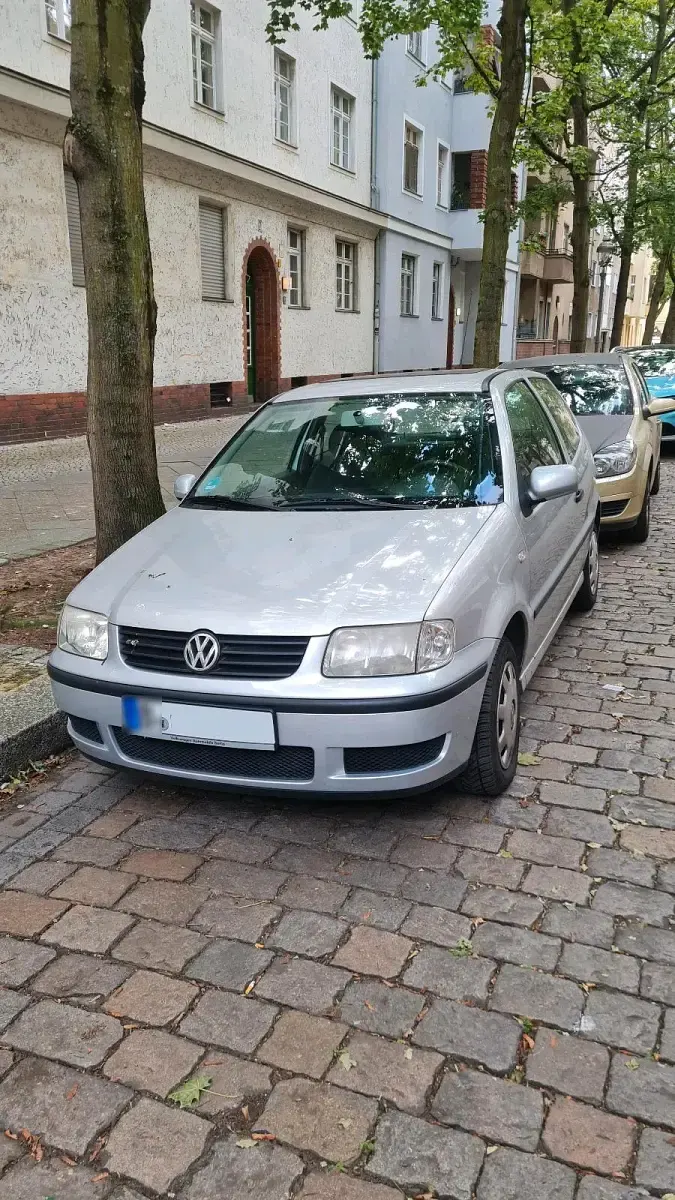 Occasion VW Polo 80 ch (58 kW) 2001 Argent Citadine