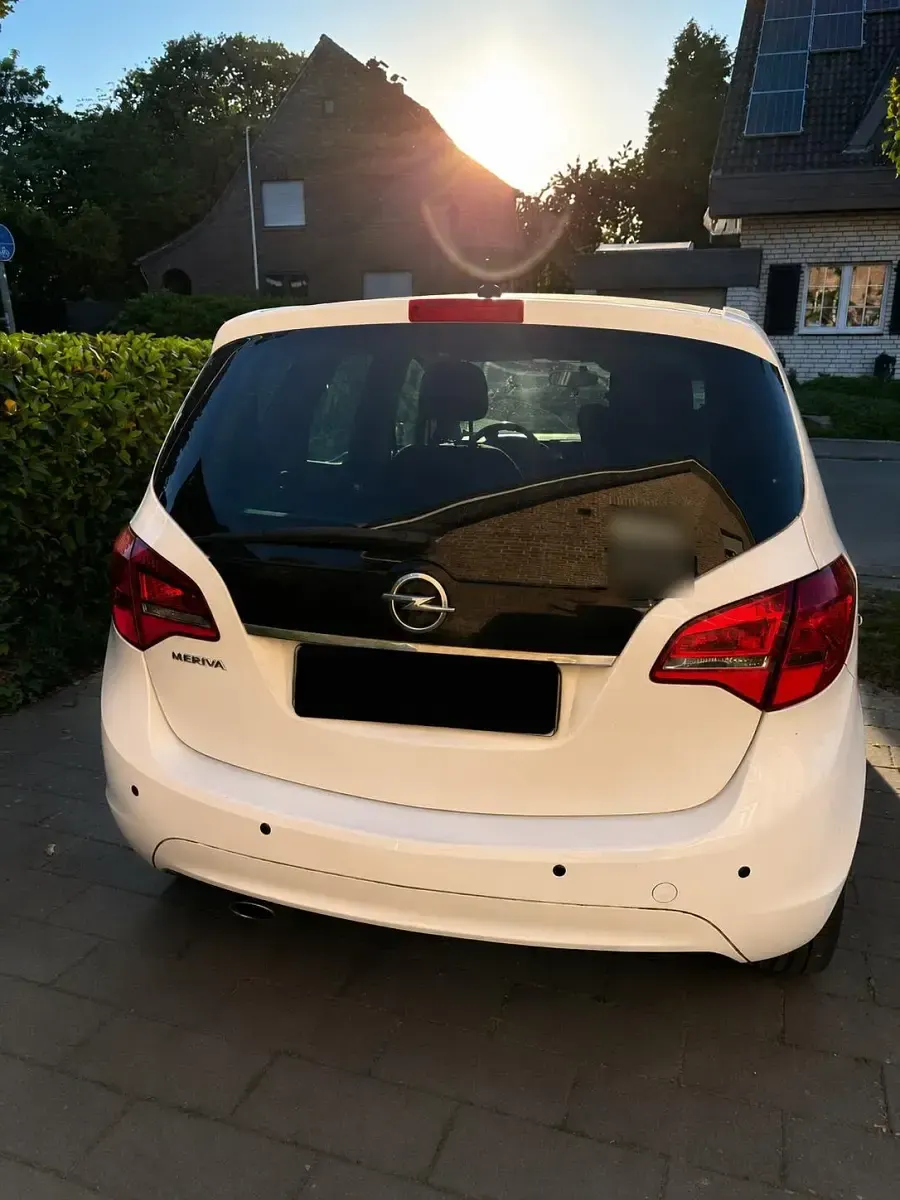 Gebraucht Opel Meriva 140 PS (102 kW) 2010 Weiß Van / Kleinbus