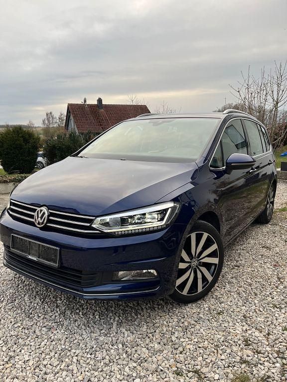 Gebraucht VW Touran Highline 150 PS (110 kW) 2016 Blau Van / Kleinbus