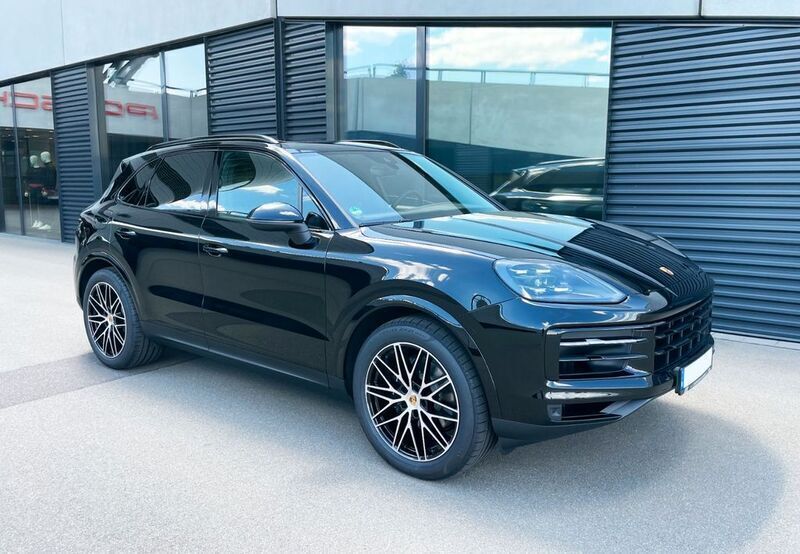 Schwarz Gebraucht 2024 Porsche Cayenne SUV | 86.750 € (Superpreis) - Bild 1/4