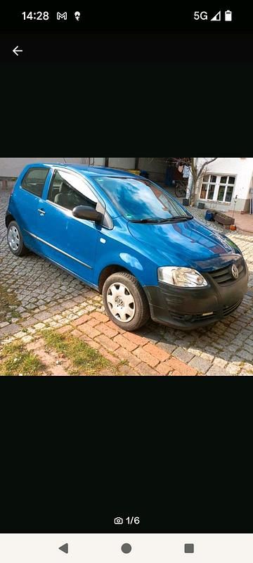 Blau Gebraucht 2008 VW Fox Kleinwagen | 1.000 € (Superpreis) - Bild 1/4