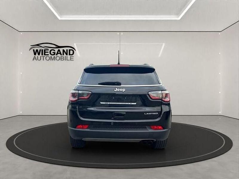 Gebraucht Jeep Compass Limited 140 PS (102 kW) 2018 Schwarz SUV
