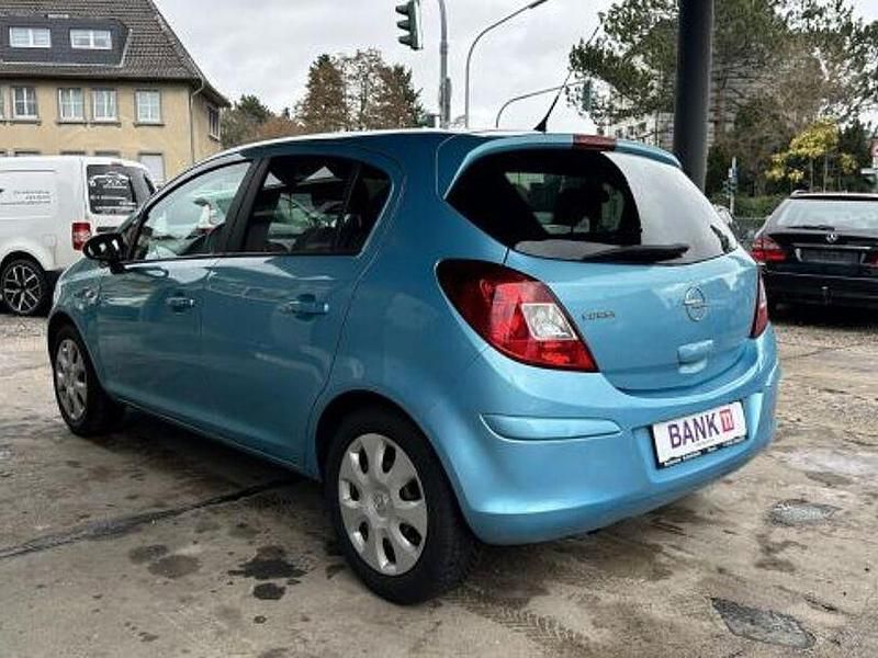 Gebraucht Opel Corsa Edition 101 PS (74 kW) 2010 Aquamarin Kleinwagen