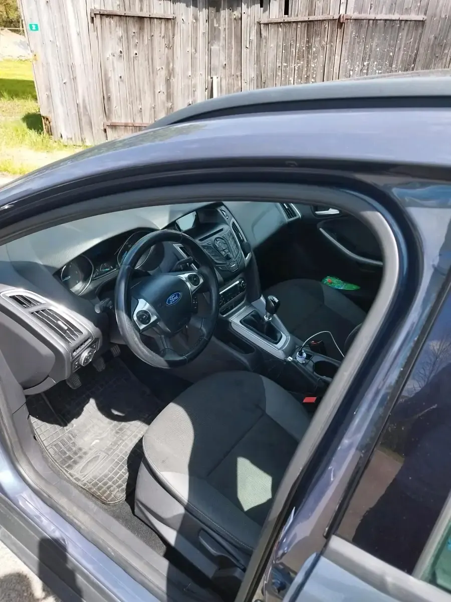 Brugt Ford Focus 121 HK (88 kW) 2012 Grå Stationcar