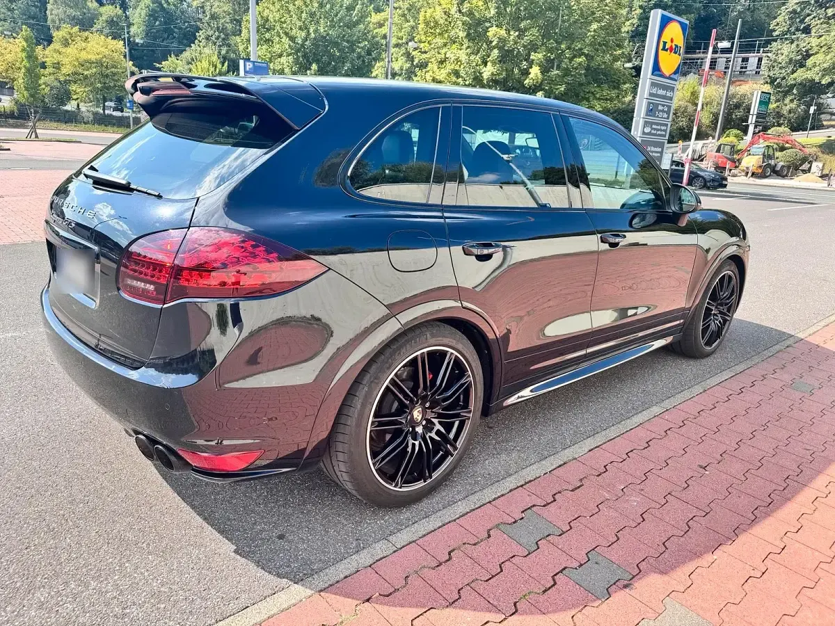 Gebraucht Porsche Cayenne GTS 420 PS (308 kW) 2013 Schwarz SUV