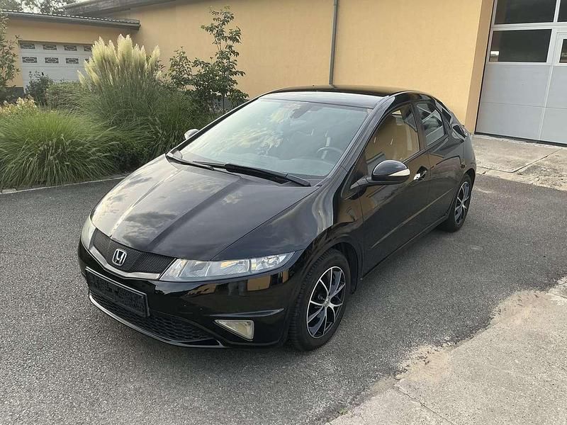 Schwarz Gebraucht 2010 Honda Civic Sport Limousine | 5.900 € (Fairer Preis) - Bild 1/4